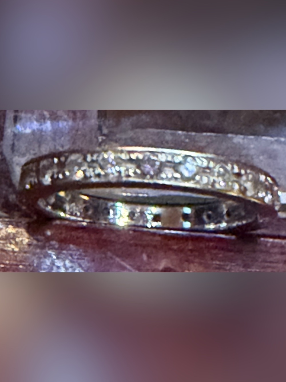 SZ 7 14k 3g White Gold Infinity Diamond Ring with approx 15 diamonds